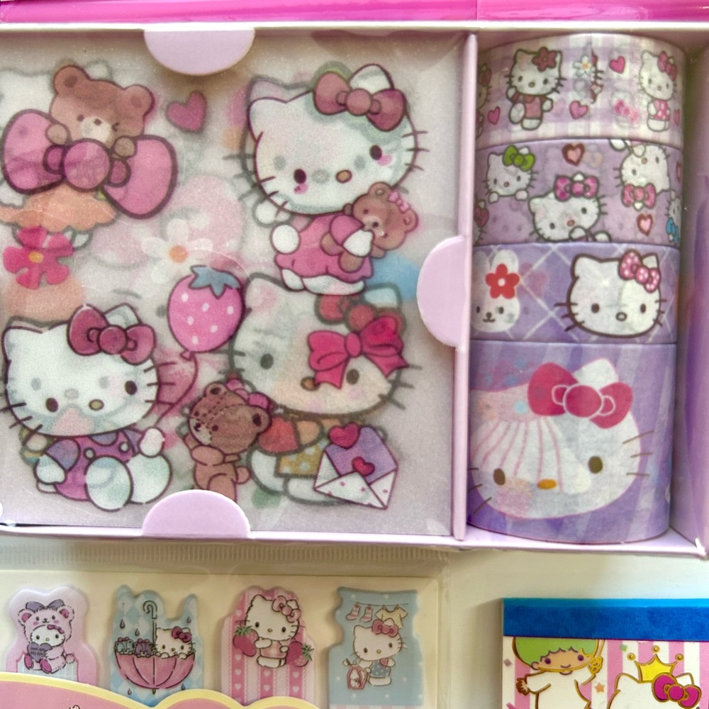 💖(HK366) Hello Kitty Adorable 10-Piece Stationery Bundle! - Picture 8 of 13